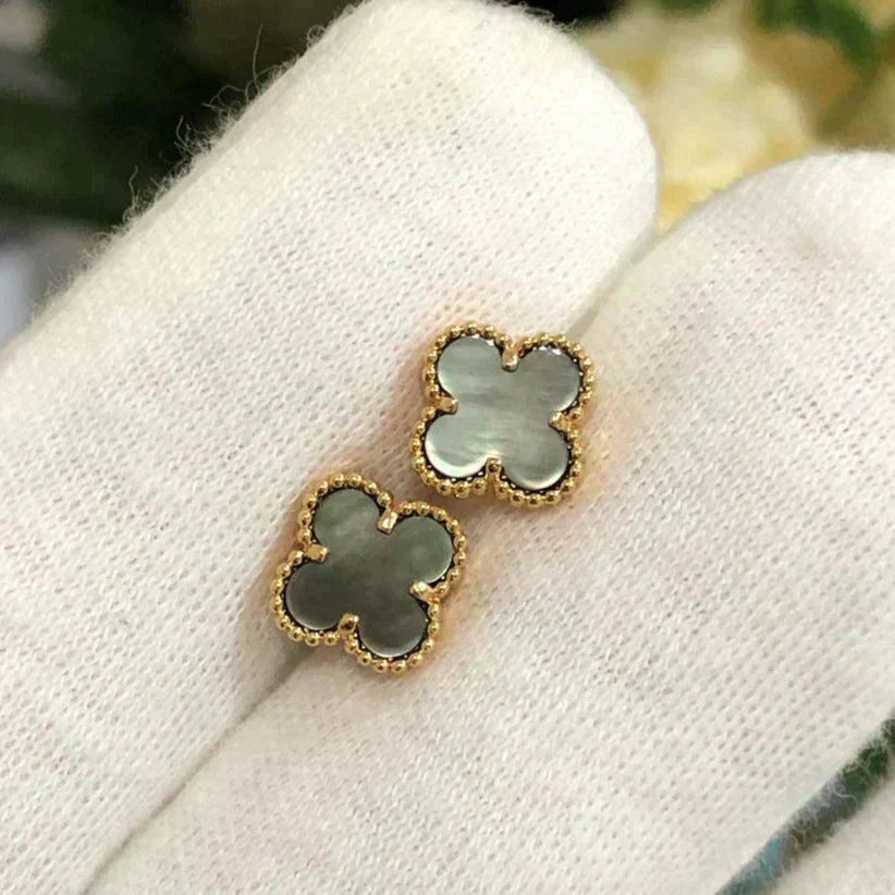 [Shinejoy]CLOVER MINI 9.5MM GRAY MOP EARRINGS