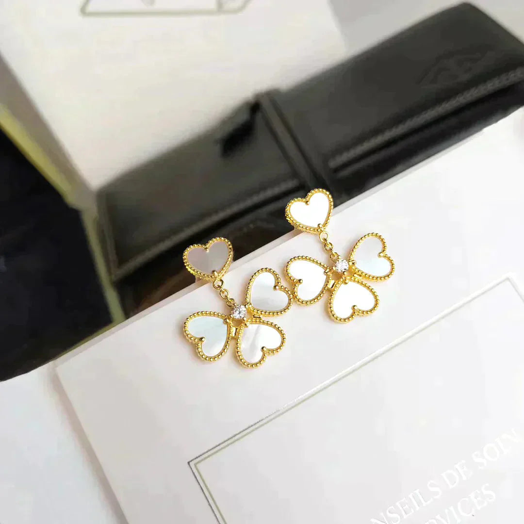 [Shinejoy]CLOVER SWEET WHITE MOP EARRINGS