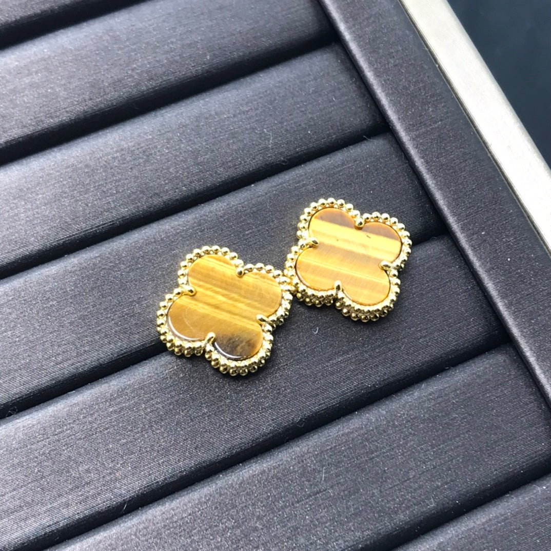[Shinejoy]CLOVER MEDIUM 1 MOTIFS TIGER EYE EARRINGS