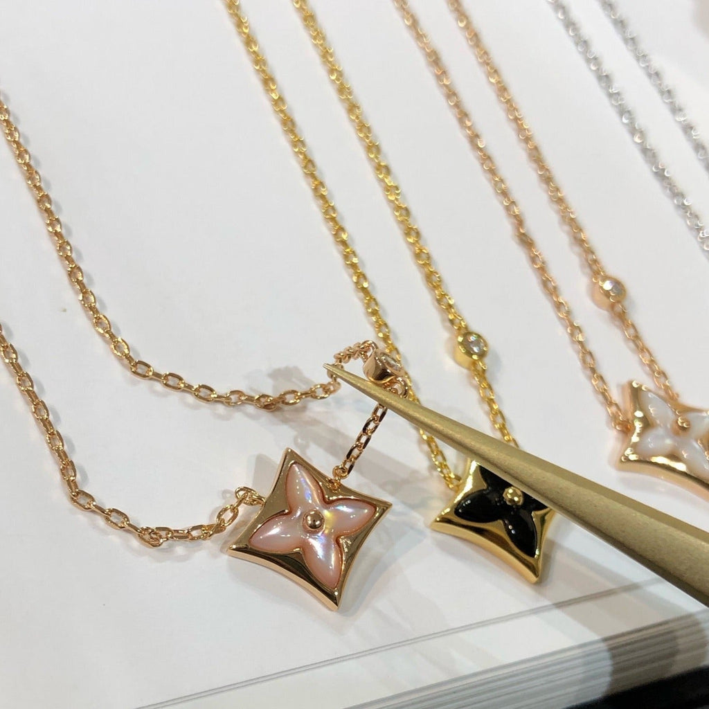 [シャインジョイ]スターブラックモップネックレス