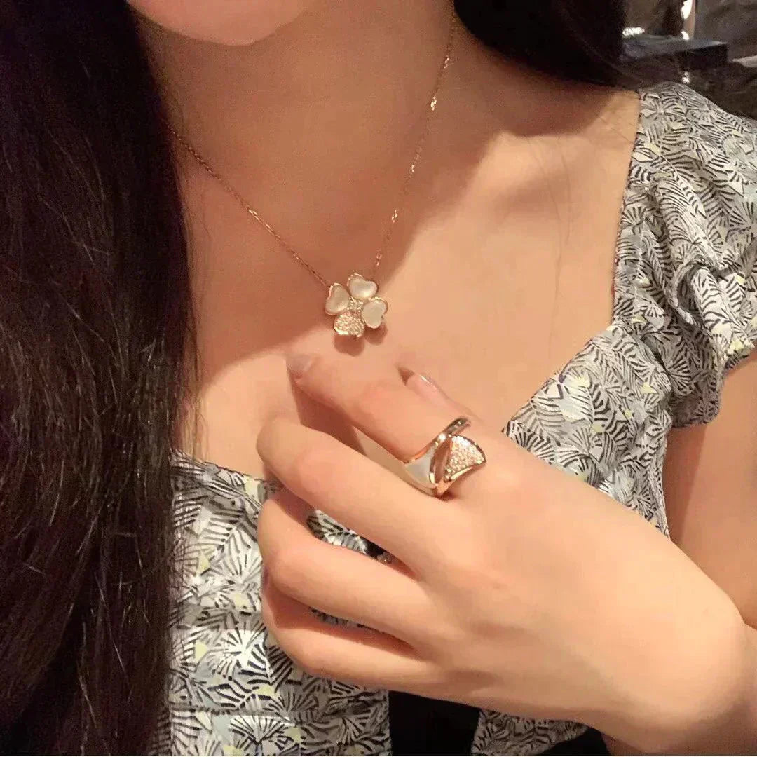 [Shinejoy]CLOVER MOP DIAMOND ROSE GOLD NECKLACE
