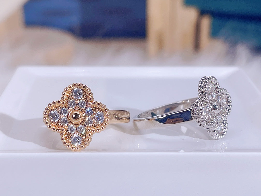 [Shinejoy]CLOVER DIAMOND RING
