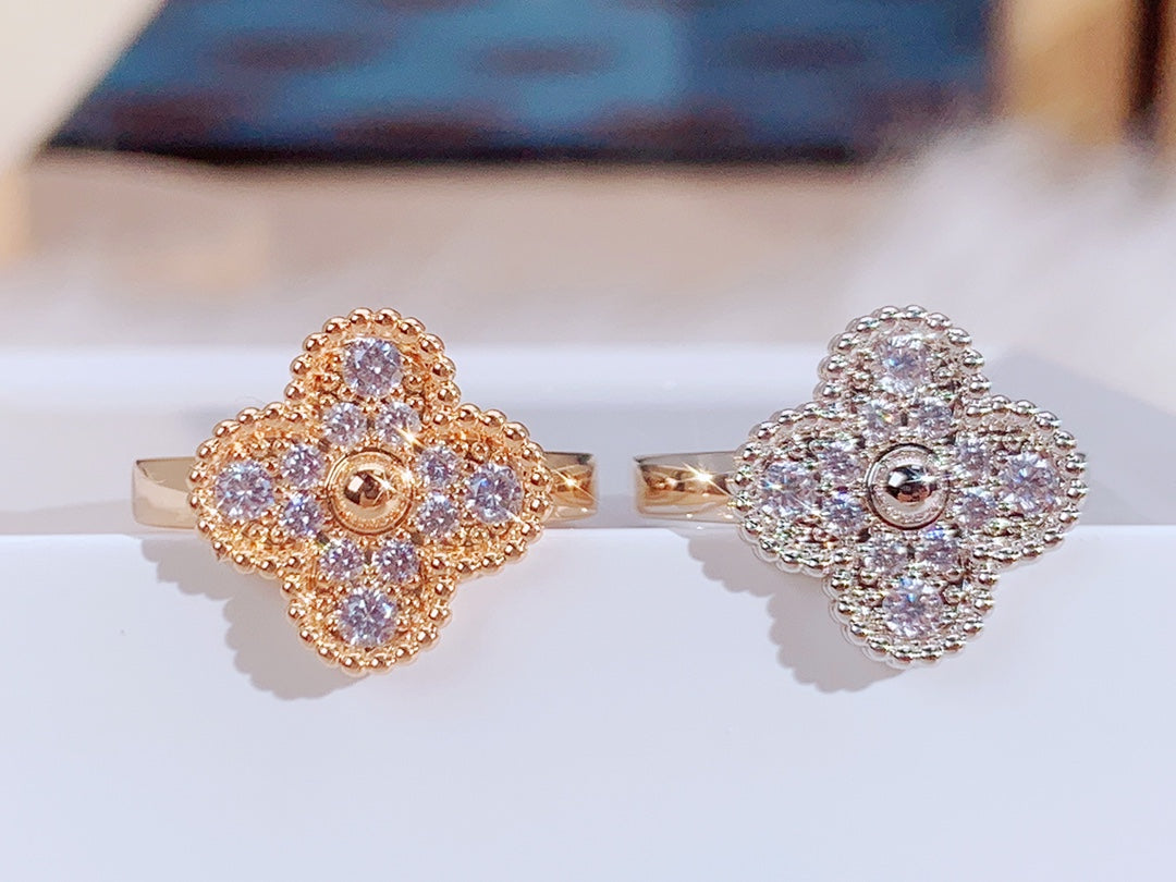 [Shinejoy]CLOVER DIAMOND RING