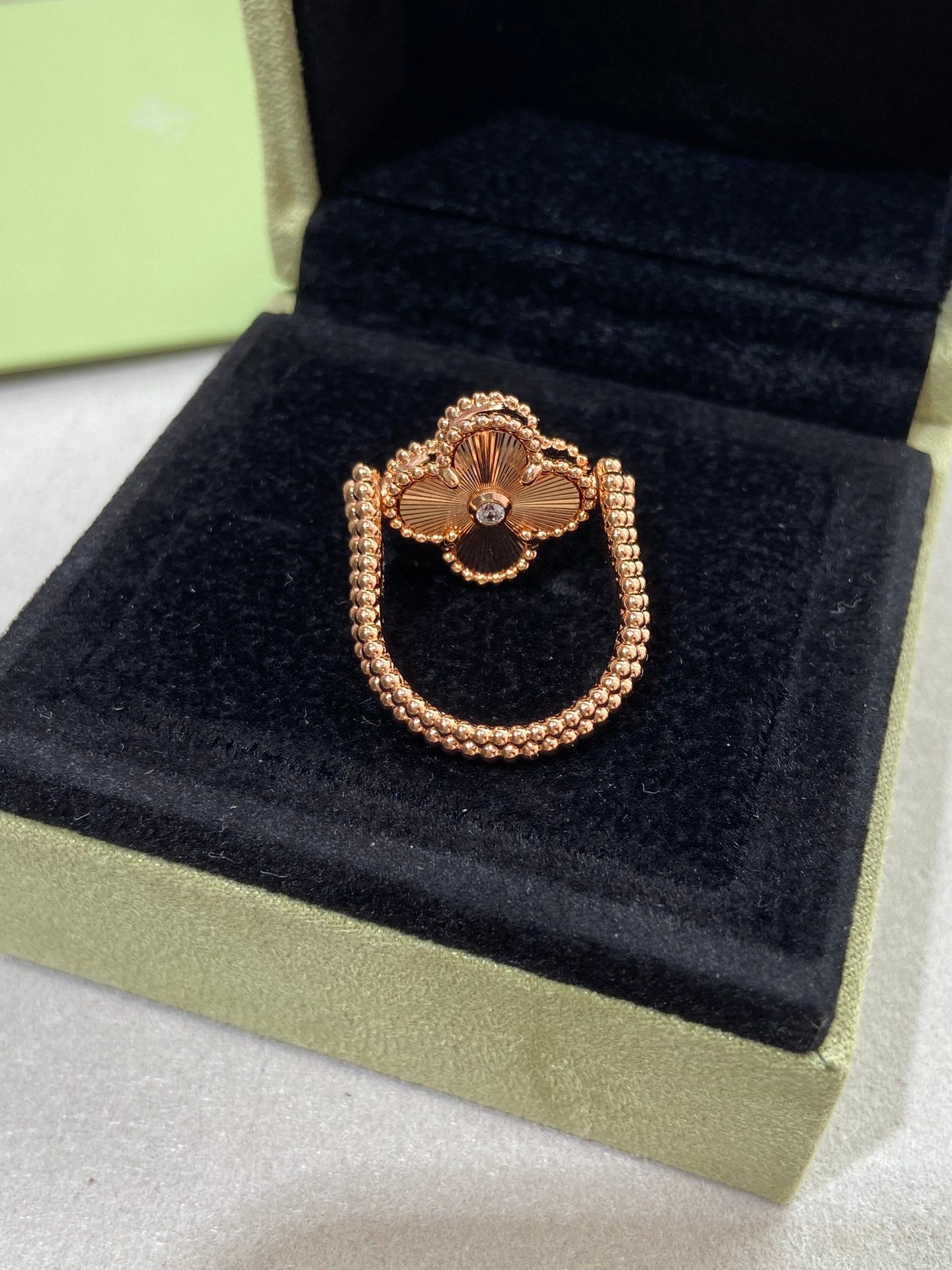 [Shinejoy]CLOVER RIVERSIBLE ROSE GOLD RING