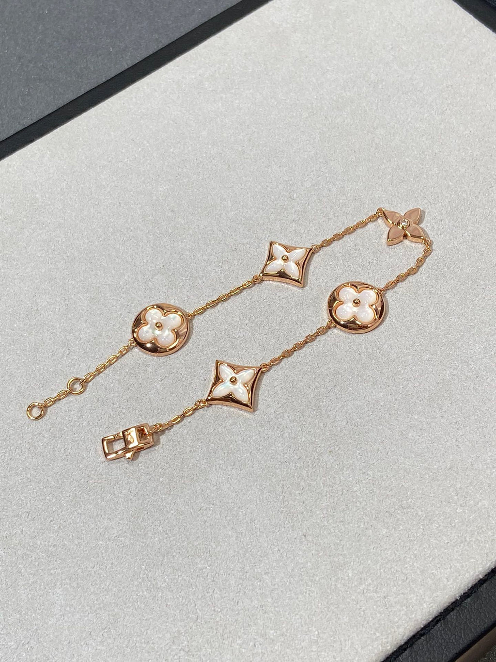 [Shinejoy]STAR AND SUN 5 MOTIF MOP PINK GOLD BRACELET