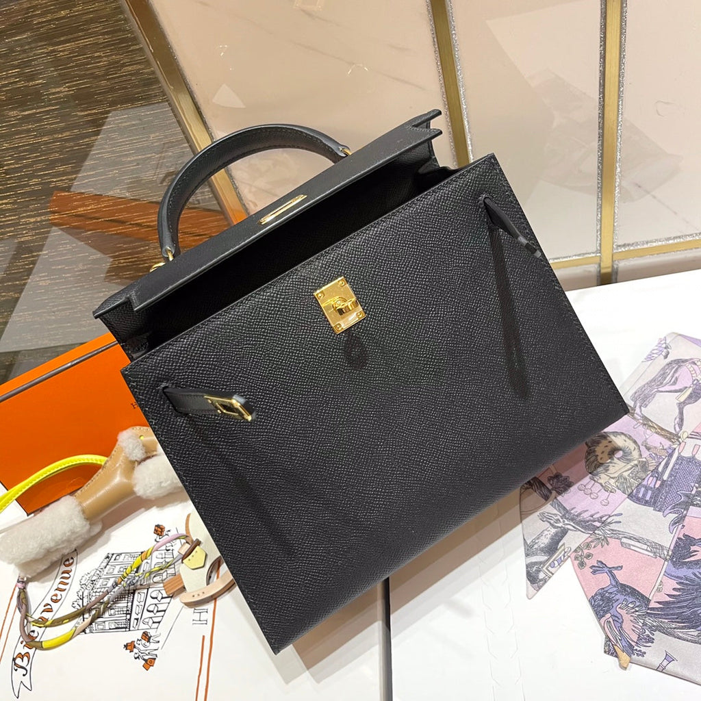 HM KELLY 25CM CUIR EPSOM NOIR FERMOIR DORÉ