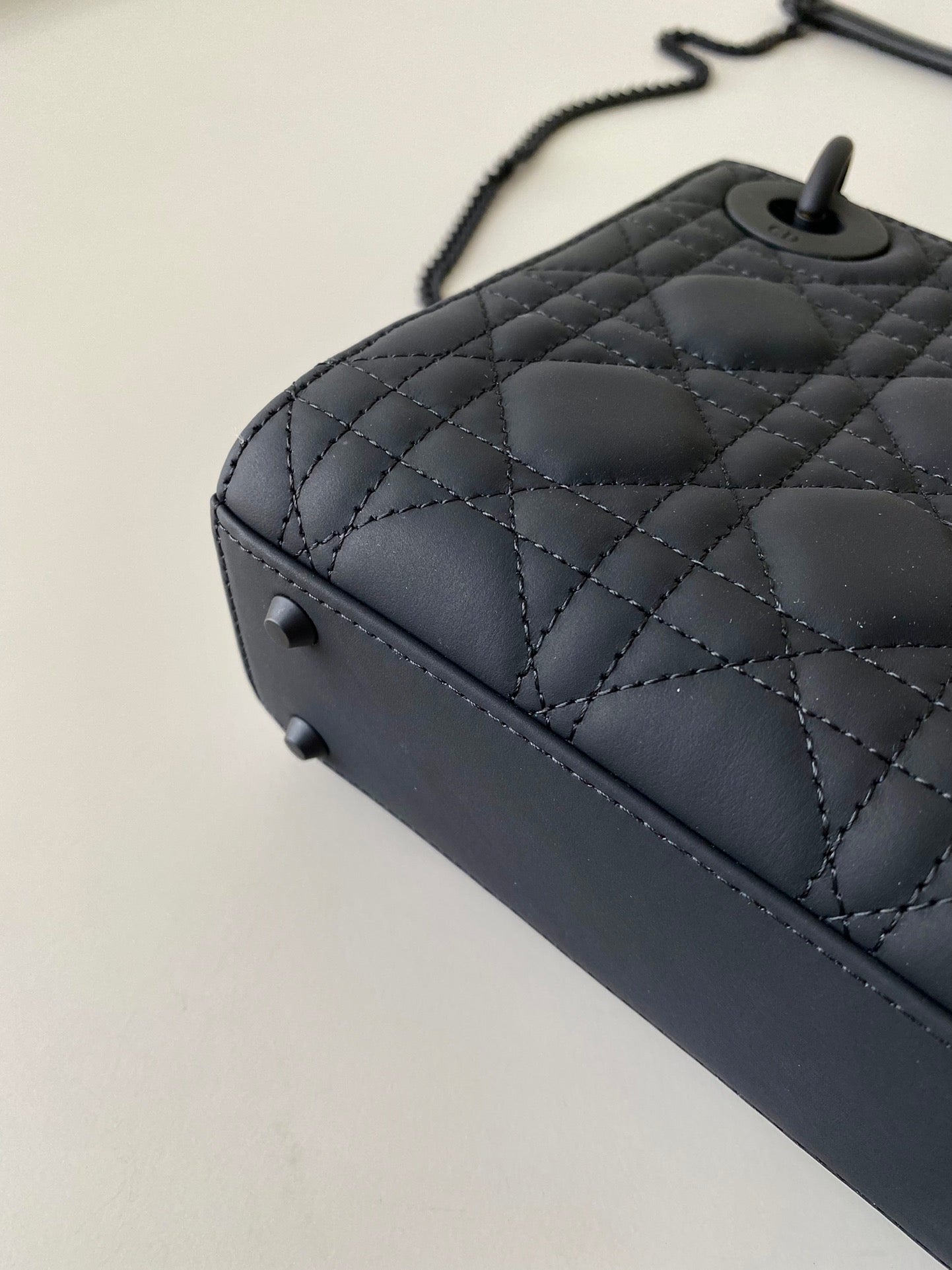 ミニ レディ 17 マイ ABC オールブラック ラムスキン