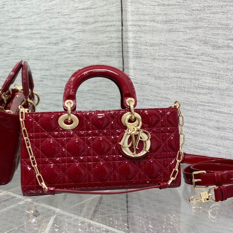 ミディアム レディ D-JOY 26 レッド パテントカーフスキン