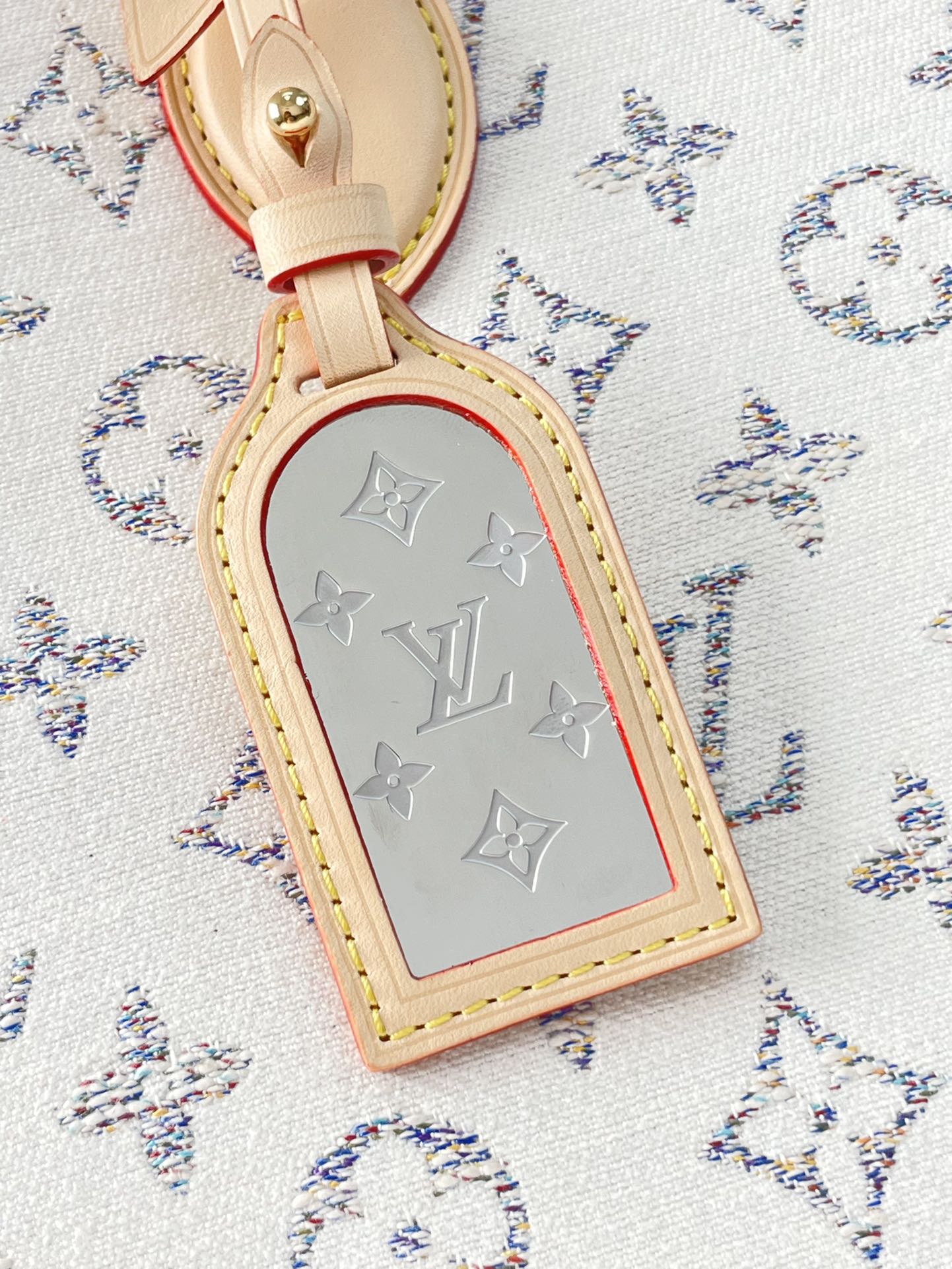 ONTHEGO MM 35 EN TISSU JACQUARD MONOGRAMME BLANC