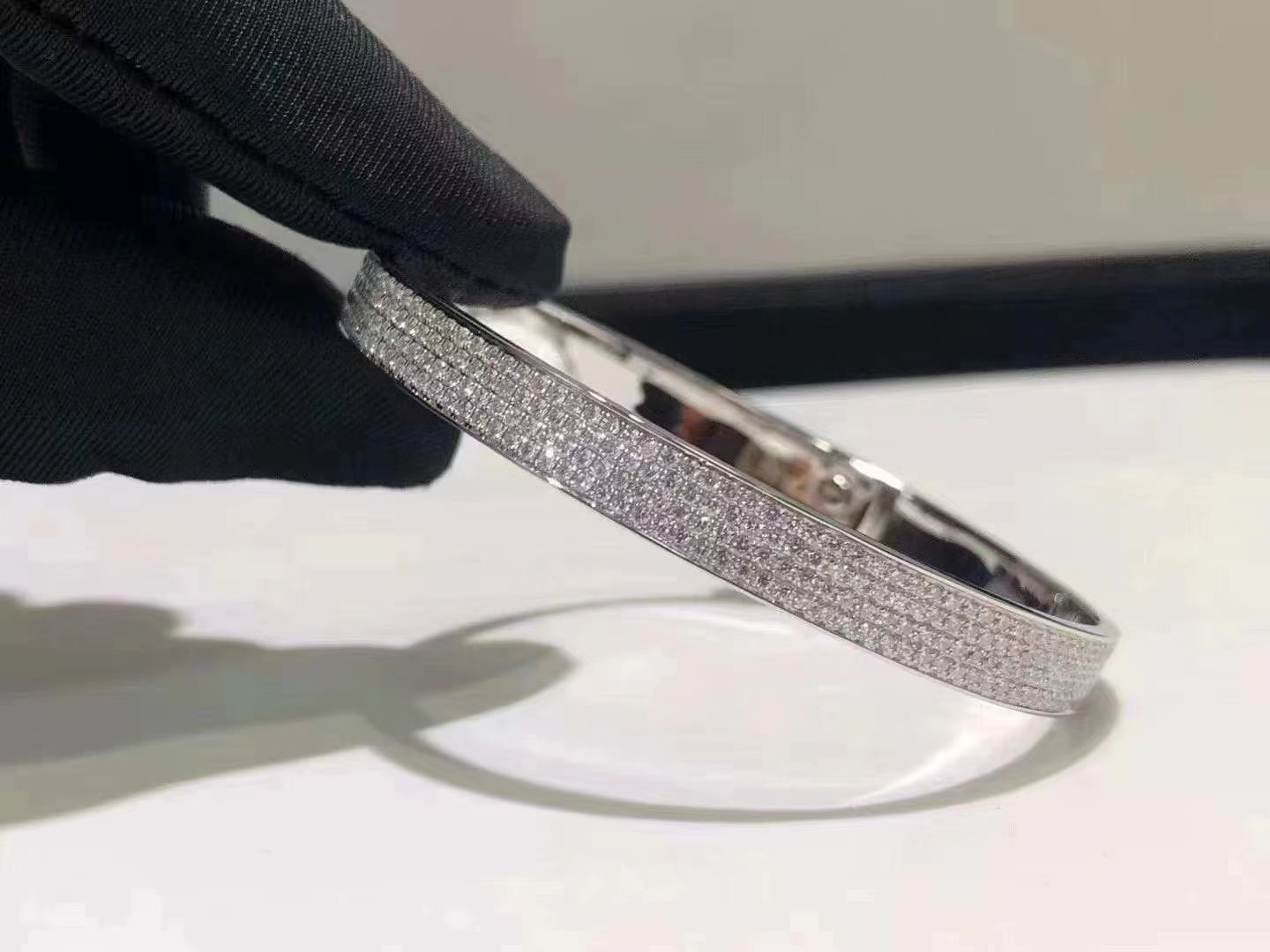 [Shinejoy] BRACELET HM KELLY EN ARGENT ET ENTIÈREMENT PARGENTÉ DE DIAMANTS