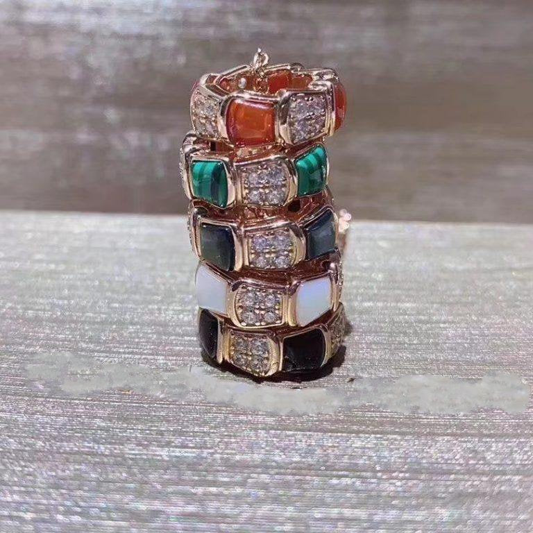 [Shinejoy]SERPENTI PEDANT DIAMOND NECKLACE