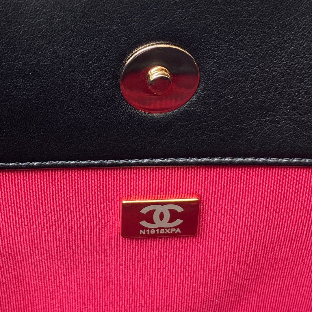 23P ホーボー ショッピング ブラック カーフスキン ゴールド金具