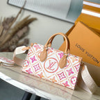 オンザゴー イースト ウエスト 25インチ コーラル モノグラム タイル キャンバス