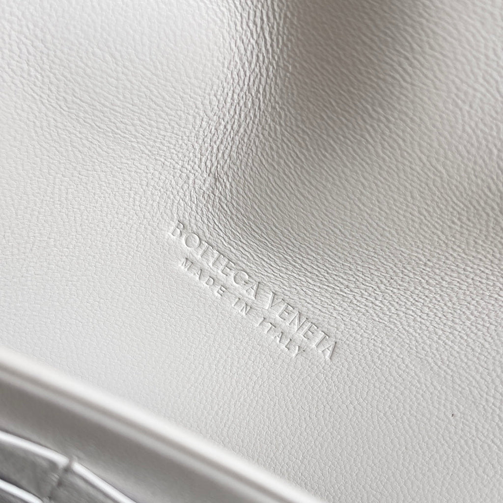 アンディアモ バッグ 19 ホワイト カーフスキン