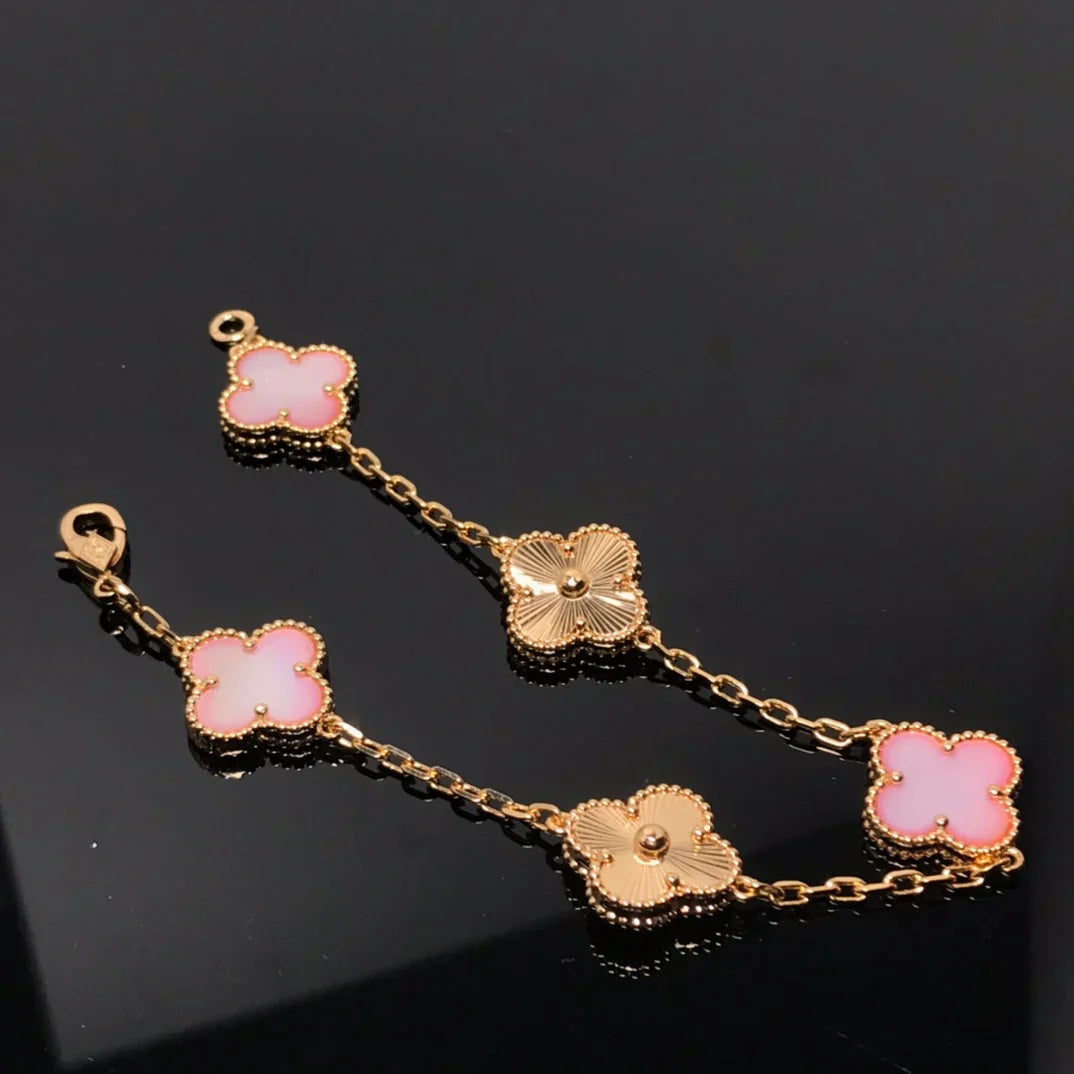 [⭐Shinejoy] CLOVER 5 MOTIFS  PINK MOP BRACELET COLLECTION